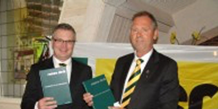 Op 27 mei 2010 werd het jubileumboek ‘Samen Sterk’ gepresenteerd: een gedenkboek over de 125 jarige geschiedenis van de Sterk-bedrijven.