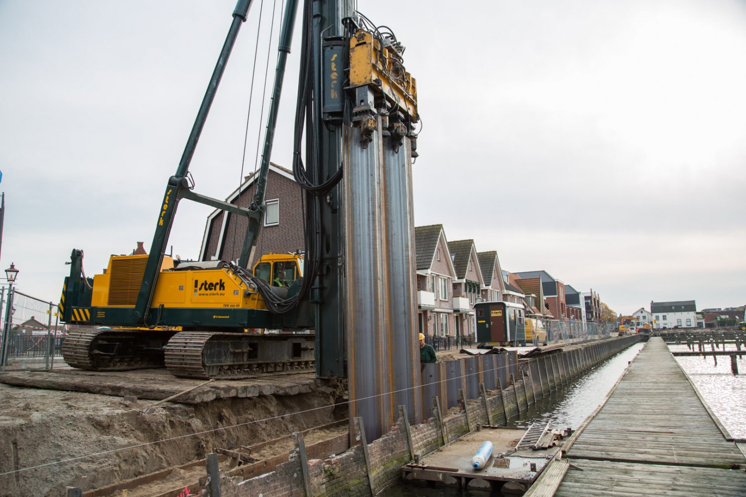 Damwand Drukken Nieuwe Haven Spakenburg