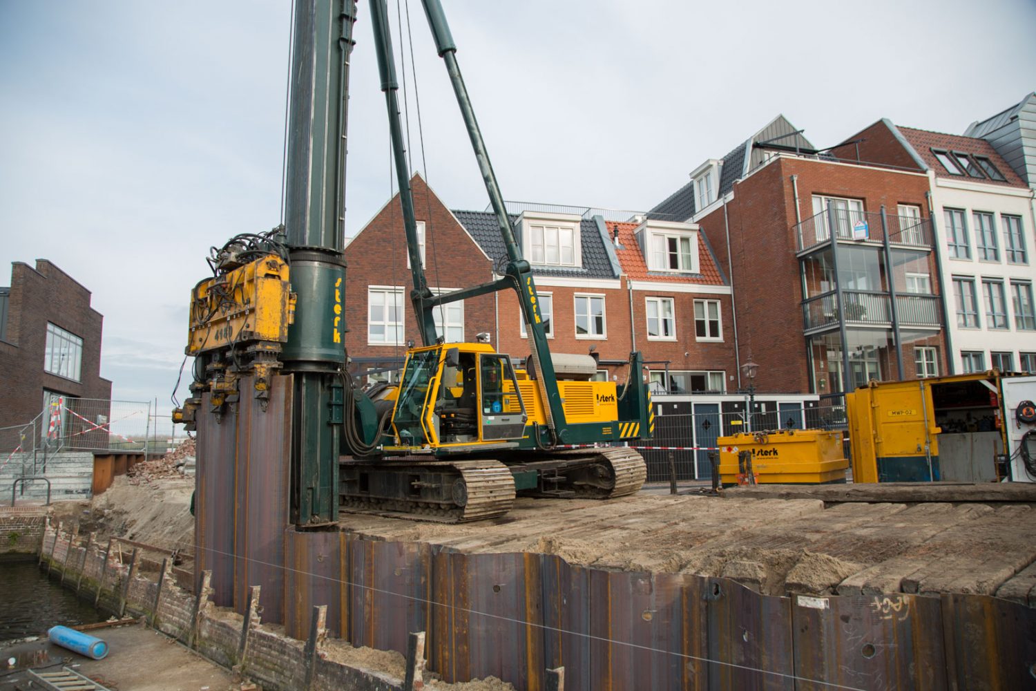 Damwand Drukken Nieuwe Haven Spakenburg