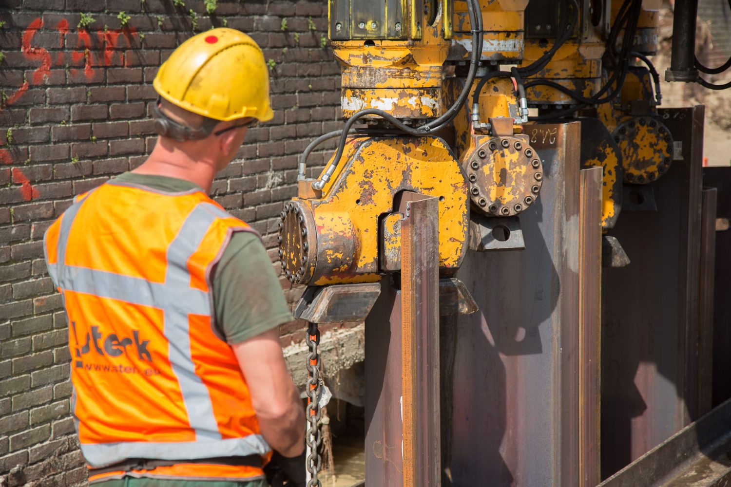 Sterk - Damwand Drukken Amsterdam Oosterdok West