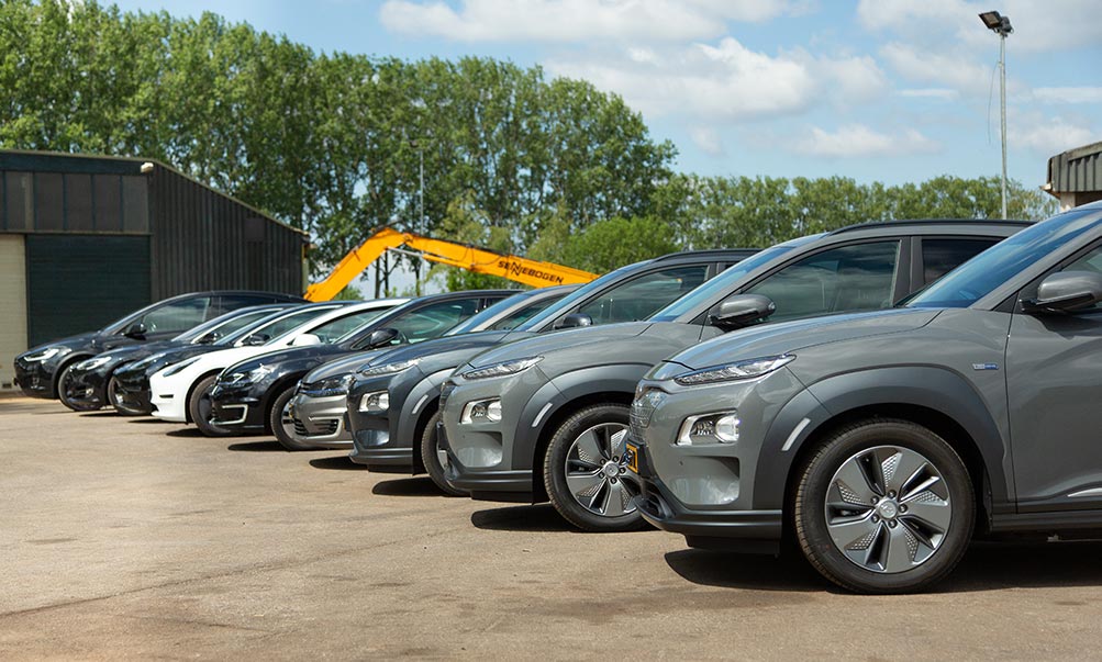 Bijna 25% van ons kantoorpersoneel rijdt al volledig elektrisch. We zijn goed op weg naar een volledig elektrisch wagenpark.